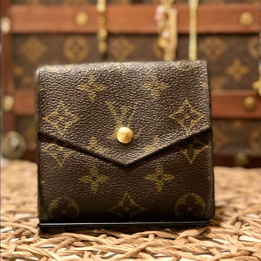 Louis Vuitton Vintage Elise Wallet
